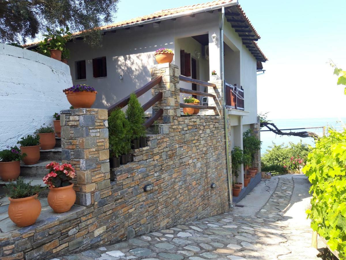 Apartment Ammos Papanero *